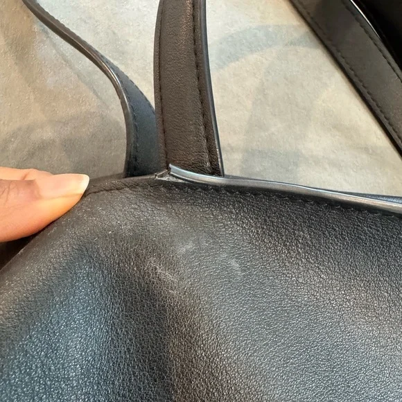 Loewe Black Tote Bag Spacious Minimalist Design - Picture 2 of 11